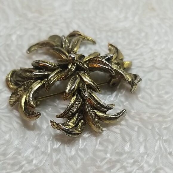 Van S Pin Brooch Vans Authentics 7050 Brooch Pin Cross - Picture 5 of 10